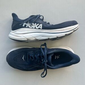 Navy Hoka Clifton 10